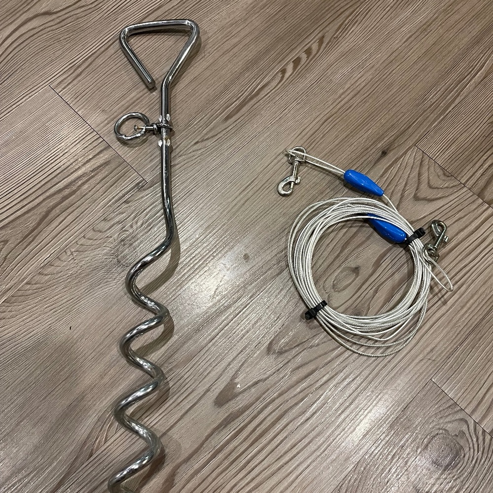 Pet Starter Combo Kit (Ground stake & Cable & Food / Water bowls & Nail clipper)